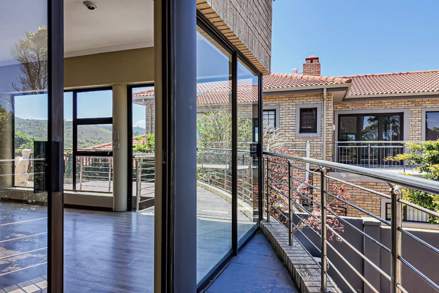 To Let 5 Bedroom Property for Rent in Hersham Western Cape